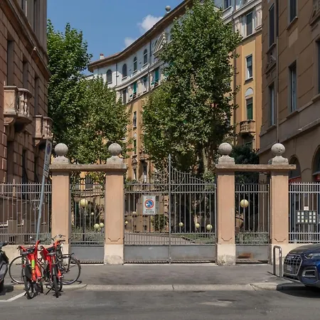 Luxury Near Porta Romana Tertulliano 37 Apartment *